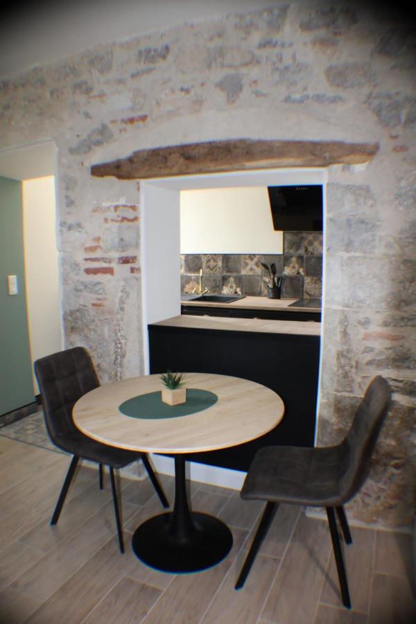Joli Studio En Rez-De-Chaussee Pradines  Luaran gambar